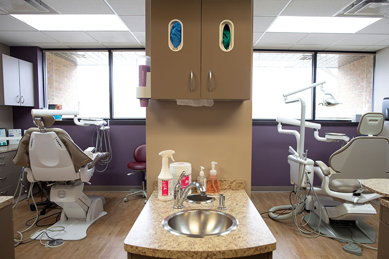 Dentist in  Columbus